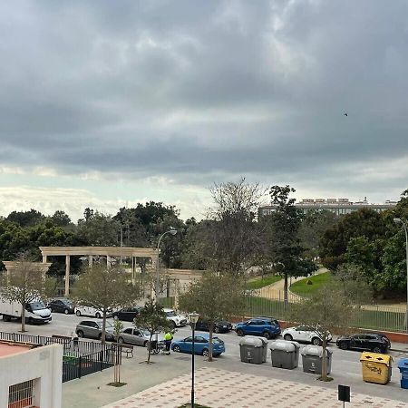 Calu Homes Cerca Playa De Huelin 马拉加 外观 照片