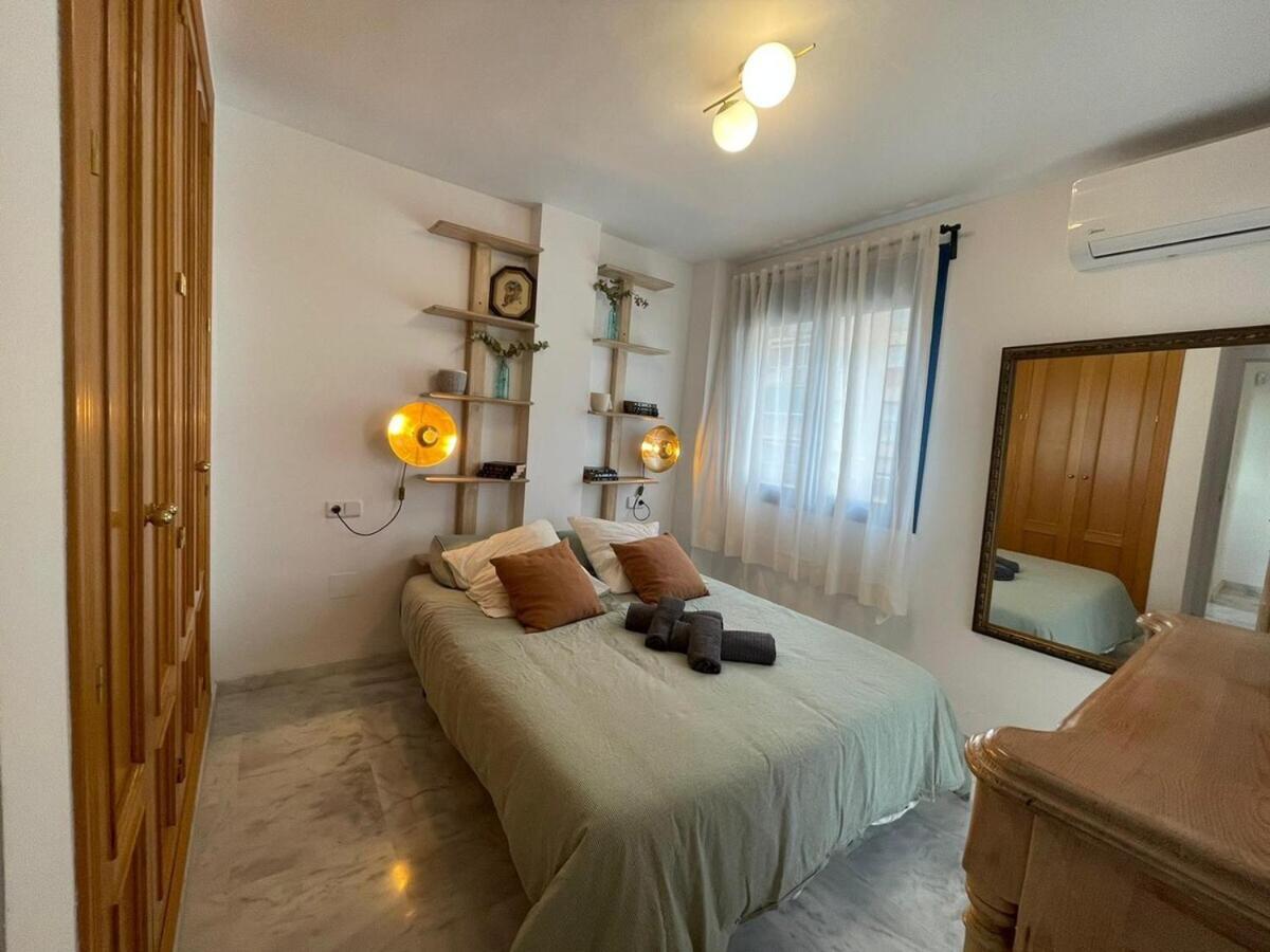 Calu Homes Cerca Playa De Huelin 马拉加 外观 照片