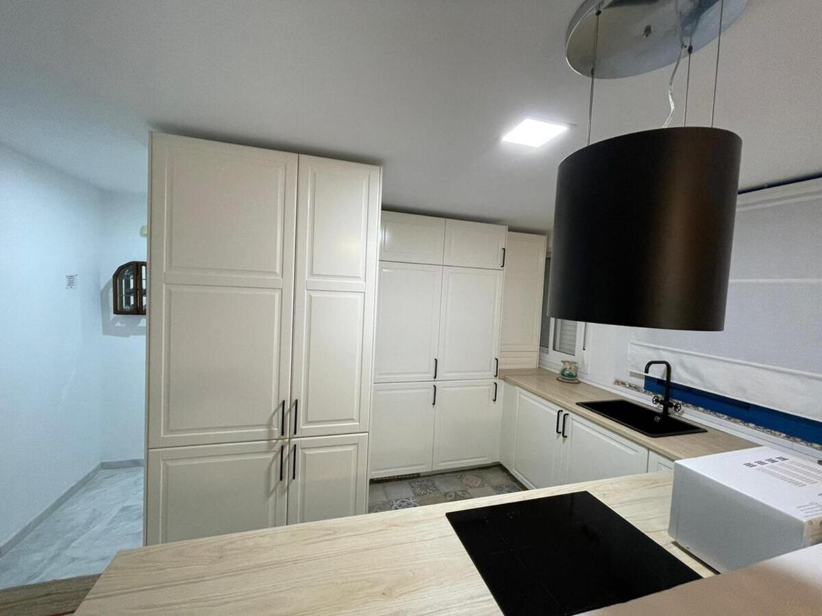 Calu Homes Cerca Playa De Huelin 马拉加 外观 照片