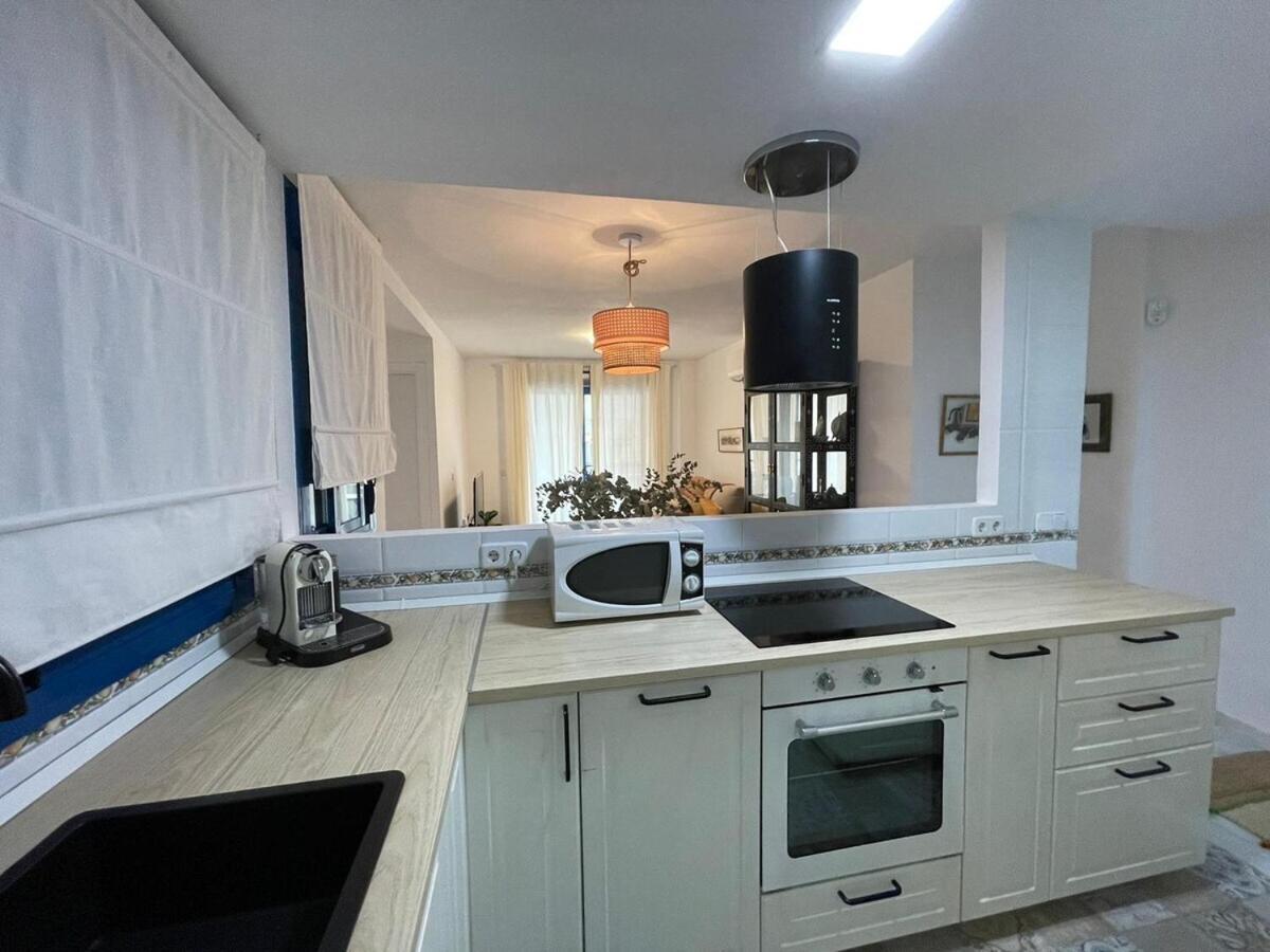 Calu Homes Cerca Playa De Huelin 马拉加 外观 照片