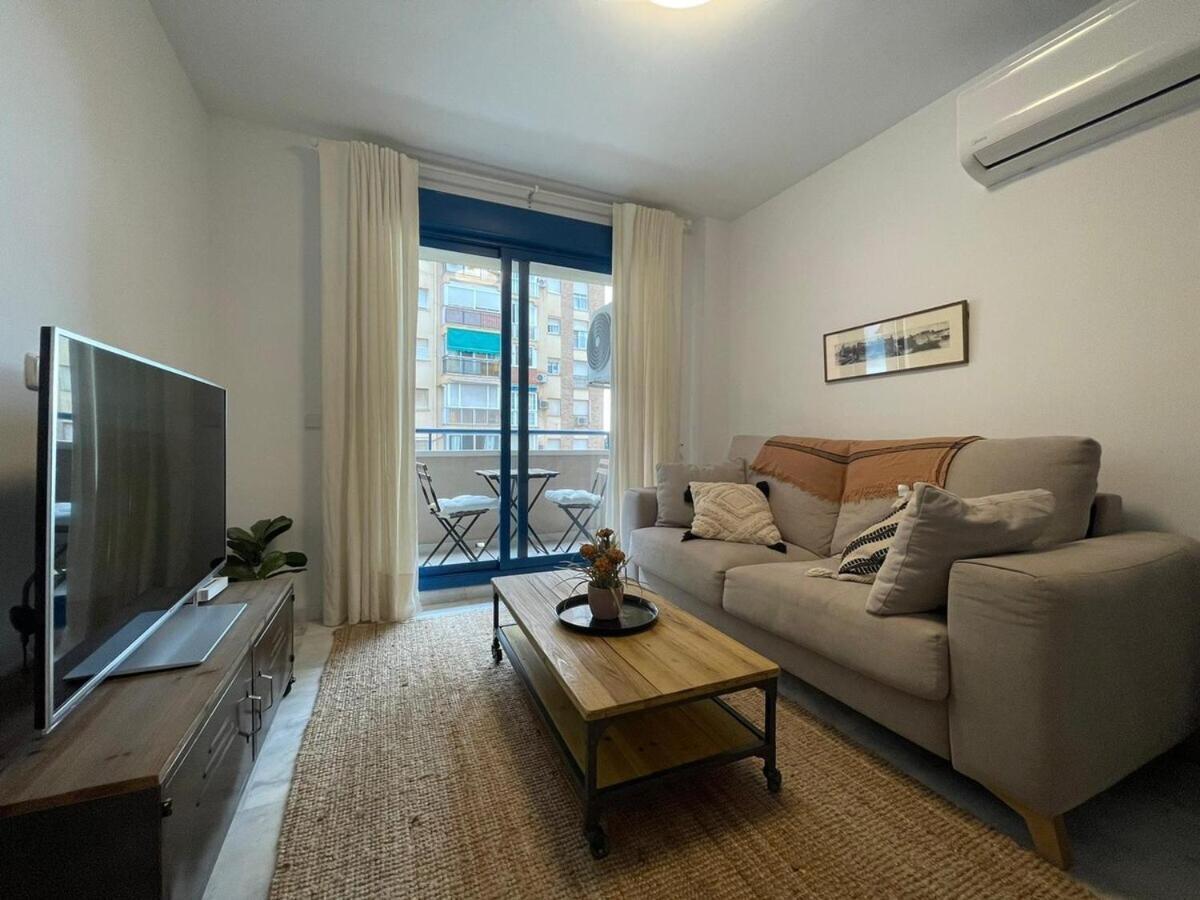 Calu Homes Cerca Playa De Huelin 马拉加 外观 照片