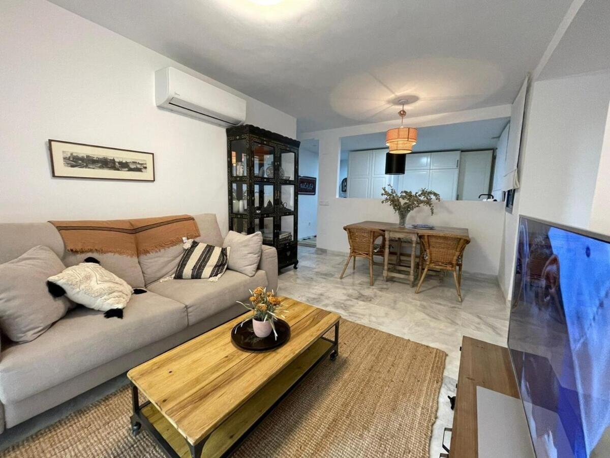 Calu Homes Cerca Playa De Huelin 马拉加 外观 照片
