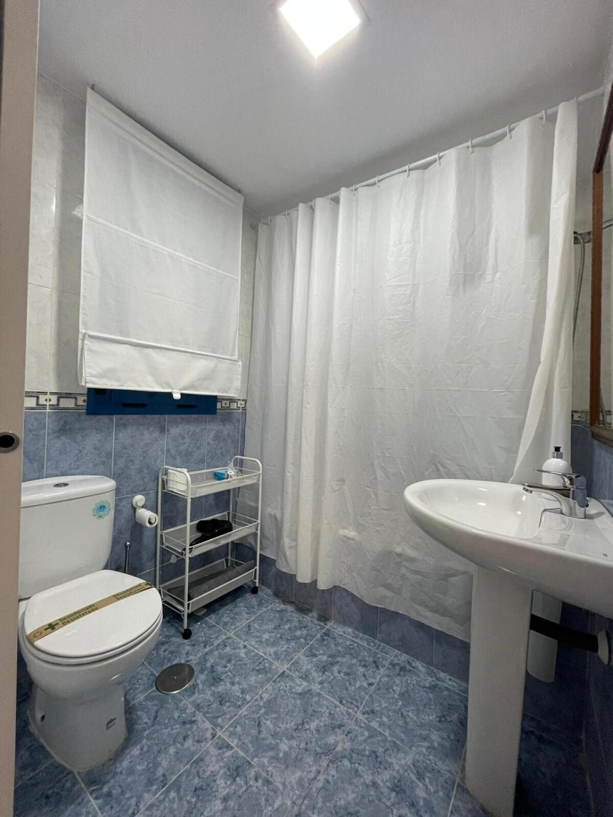 Calu Homes Cerca Playa De Huelin 马拉加 外观 照片